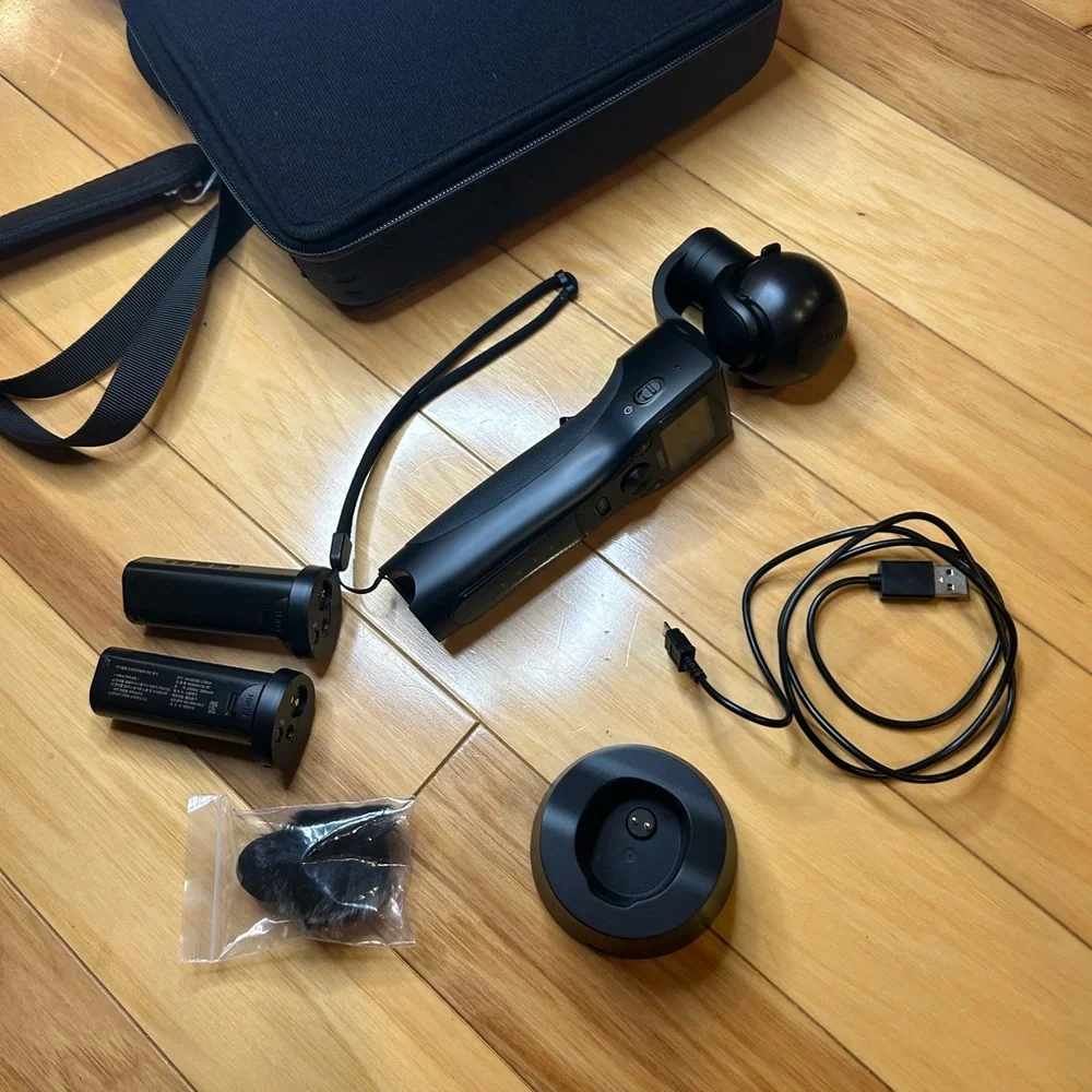 Removu Black Video Camera 3-Axis Gimbal with Carrying Case and extras